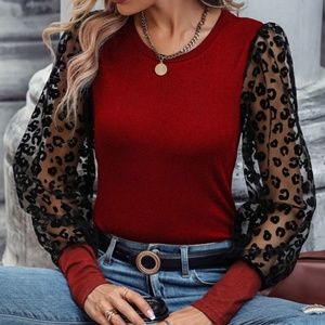 NWOT Leopard Mesh Sleeve Slim Fit Top(2-45-A18)